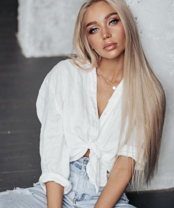 Анкета проститутки Елена - город Высокий, 20 лет, №3171